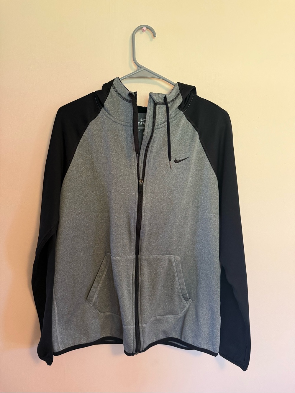 Nike Grey and Black Therma-FIT Hoodie
